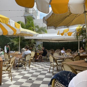 Limonada Bar + Brunch - Patio - Breakfast & Brunch Near Me - Miami Beach, Florida Limonada Bar + Brunch - Patio - Breakfast & Brunch Near Me - Miami Beach, Florida