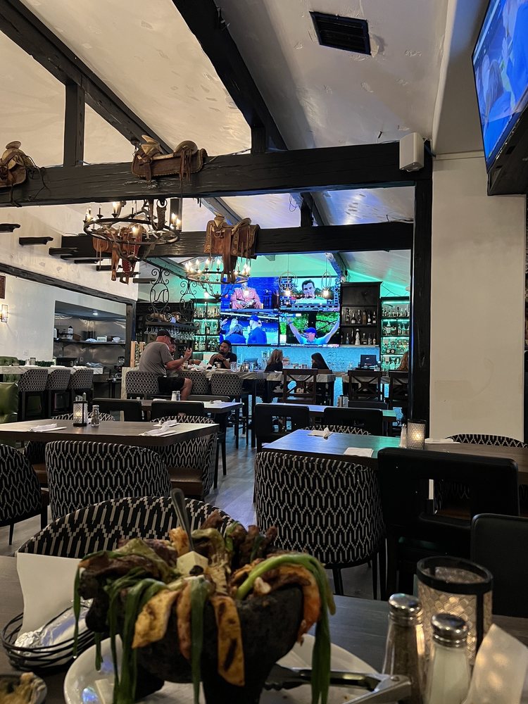 El Mariachi Grill