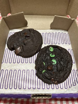 Insomnia Cookies by null