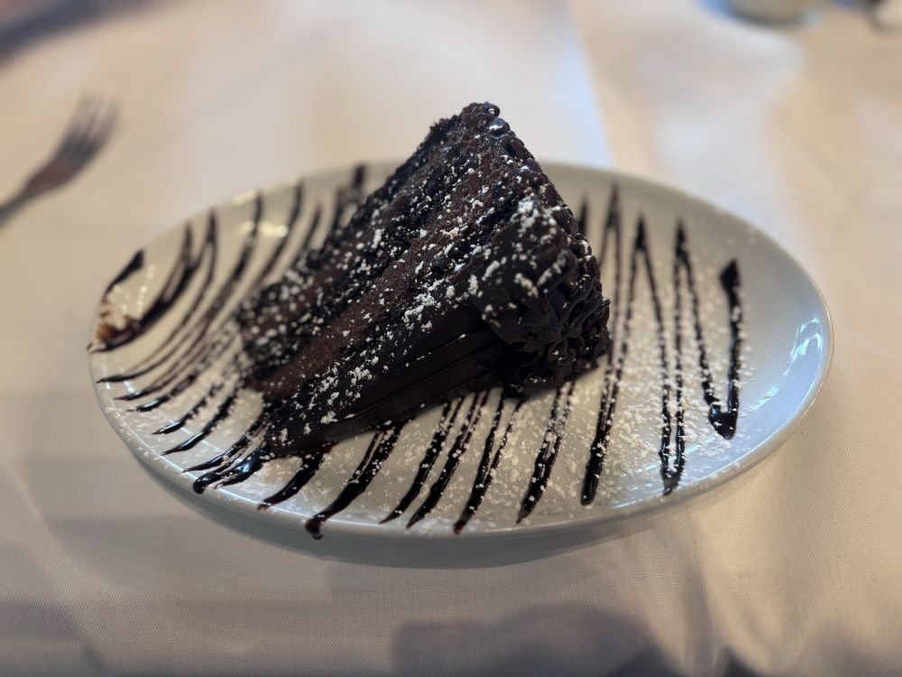 Benito’s Italian Restaurant Logo