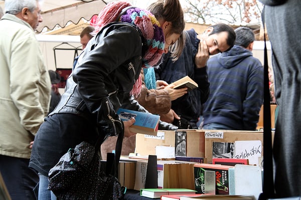 Mauerpark Flohmarkt by null