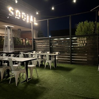 Social - Outdoor - New American Near Me - Costa Mesa, California Social - Outdoor - New American Near Me - Costa Mesa, California
