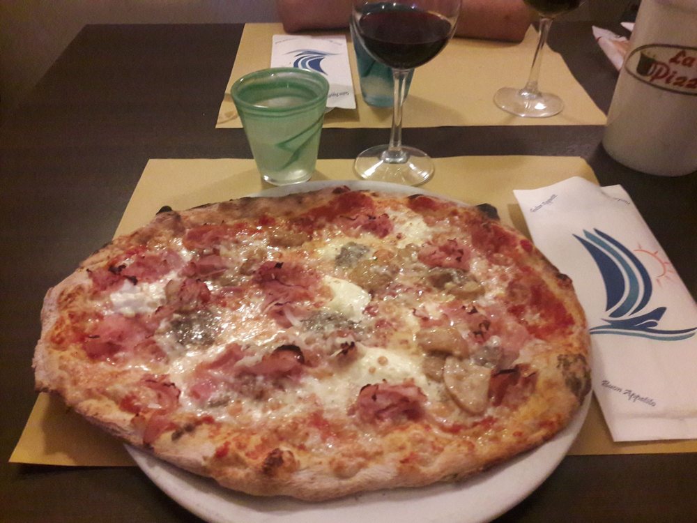 PIZZERIA LA GERLA ViaPetriccioli 4, Lerici, La Spezia, Italy Pizza