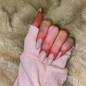Sunset Nails - pink and white acrylics - Nail Salons Near Me - San Francisco, California