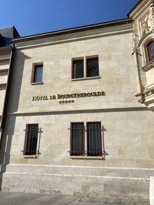 Hotel de Bourgtheroulde, Autograph Collection by null