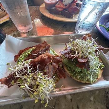 Kountry Kitchen - American Near Me - Kapaa, Hawaii