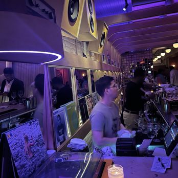 Eavesdrop - Speakers up top. Bar view - Cocktail Bars Near Me - Brooklyn, New York