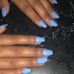 1st Lady Nails - The place is really dirty and when I got into the car my nails are ruined