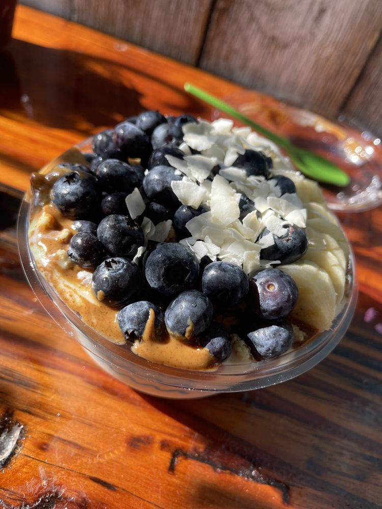 PLAYA BOWLS Updated May 2024 162 Photos & 113 Reviews 895 E