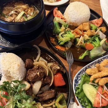 Lequy - Only thing that was good in this picture was the sea bass clay pot - Vietnamese Near Me - Palo Alto, California Lequy - Only thing that was good in this picture was the sea bass clay pot - Vietnamese Near Me - Palo Alto, California