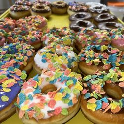L&T Donuts - Sprinkle