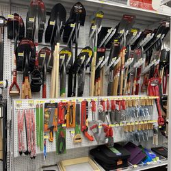 Maple Leaf Ace Hardware