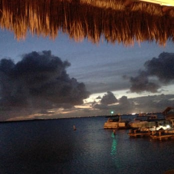 Captain's Cove - Seafood Near Me - Cancún, ROO Captain's Cove - Seafood Near Me - Cancún, ROO