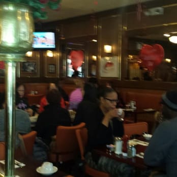 Junior's Restaurant - Interior on a Sunday in February about
11:00 am. - Bakeries Near Me - Brooklyn, New York Junior's Restaurant - Interior on a Sunday in February about
11:00 am. - Bakeries Near Me - Brooklyn, New York