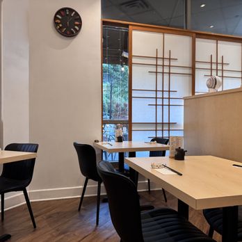 Sushi Jip - Japanese Near Me - Arlington, Virginia