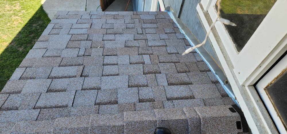 Slide of Bigfoot Roofing