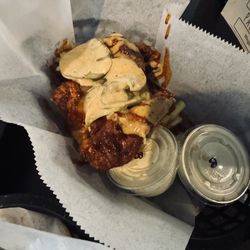 Ordinary Joe’s - Nashville Hot Wings - THE BEST  yes, there are pickles on there.