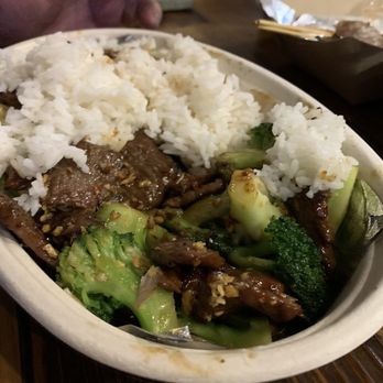 ZAAP Kitchen Lao & Thai Street Eats - Willow Bend - Garlic Stir Fry - Laotian Near Me - Plano, Texas ZAAP Kitchen Lao & Thai Street Eats - Willow Bend - Garlic Stir Fry - Laotian Near Me - Plano, Texas