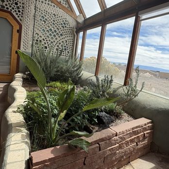 Earthship Biotecture - General Contractors Near Me - Tres Piedras, New Mexico