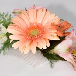 Country Lane Flowers - Floral comb