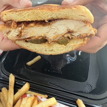 That Mother Clucker - Food Trucks Near Me - Hesperia, California