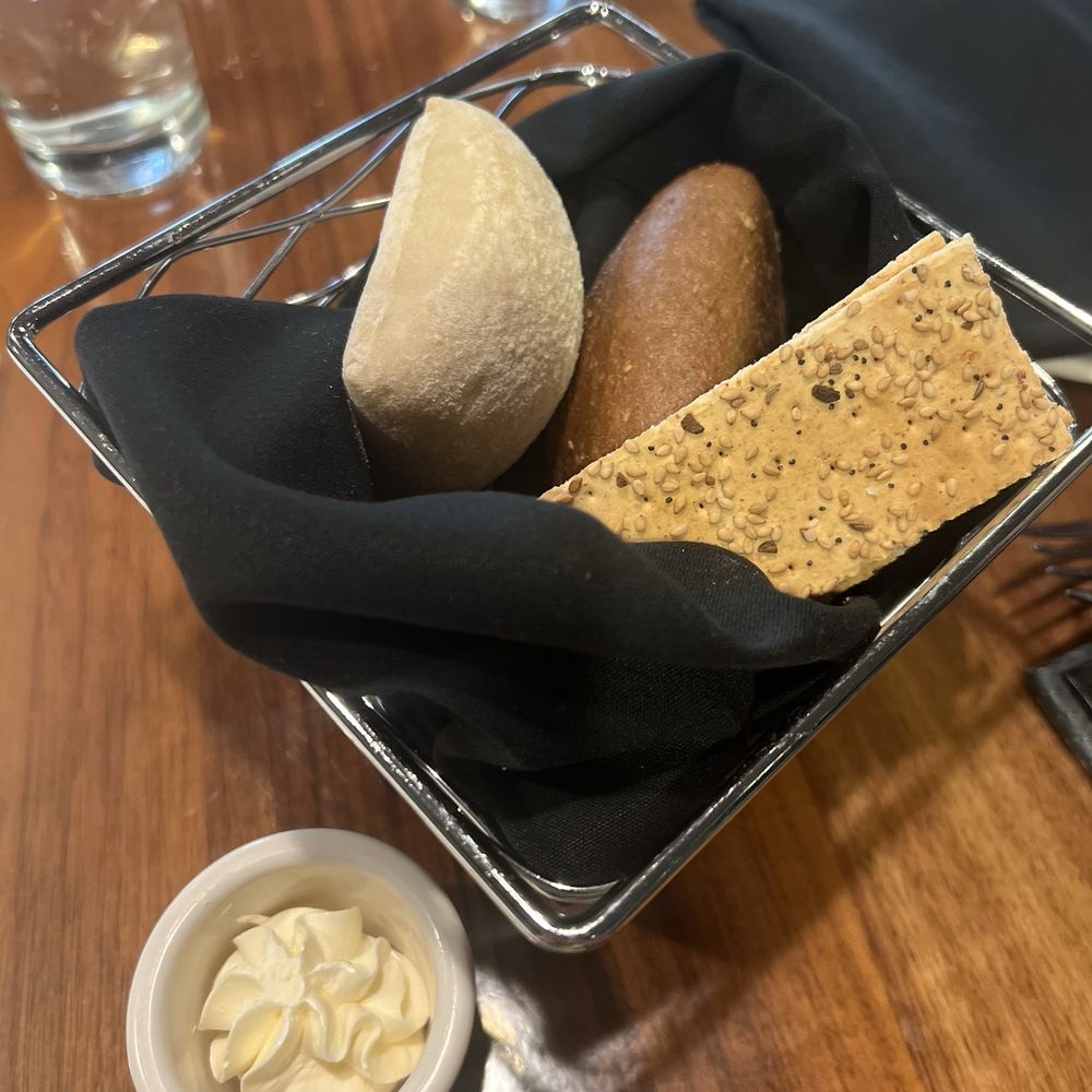 Complementary bread (this was served fresh and warm that adding butter was perfect!) Complementary bread (this was served fresh and warm that adding butter was perfect!)