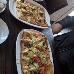 Mesa 21 - Fall river flatbread, the California flatbread and truffle fries