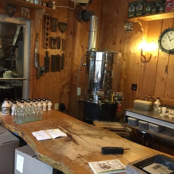 Stowe Maple Products - The sill - Flowers & Gifts Near Me - Stowe, Vermont
