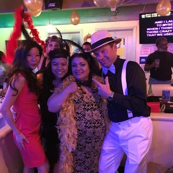 Blue Ribbon Bar & Grill - Karaoke Near Me - Honolulu, Hawaii