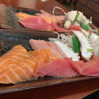 Fuji Sushi - Mixed Sashimi - Sushi Bars Near Me - Elk Grove, California