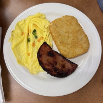 Café Kalawe - Ham, hash browns - Breakfast & Brunch Near Me - Kaneohe, Hawaii