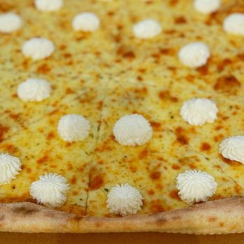 Nick's Pizza South Beach - Pretty Fly White Pie - Pizza Near Me - Miami Beach, Florida
