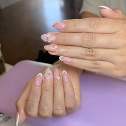 L & K Nails and Spa