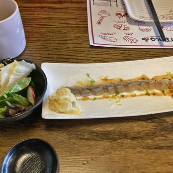 Kintako Japanese Restaurant - House Green Salad and Torched Saba (Mackerel) - Japanese Near Me - Toronto, Ontario Kintako Japanese Restaurant - House Green Salad and Torched Saba (Mackerel) - Japanese Near Me - Toronto, Ontario