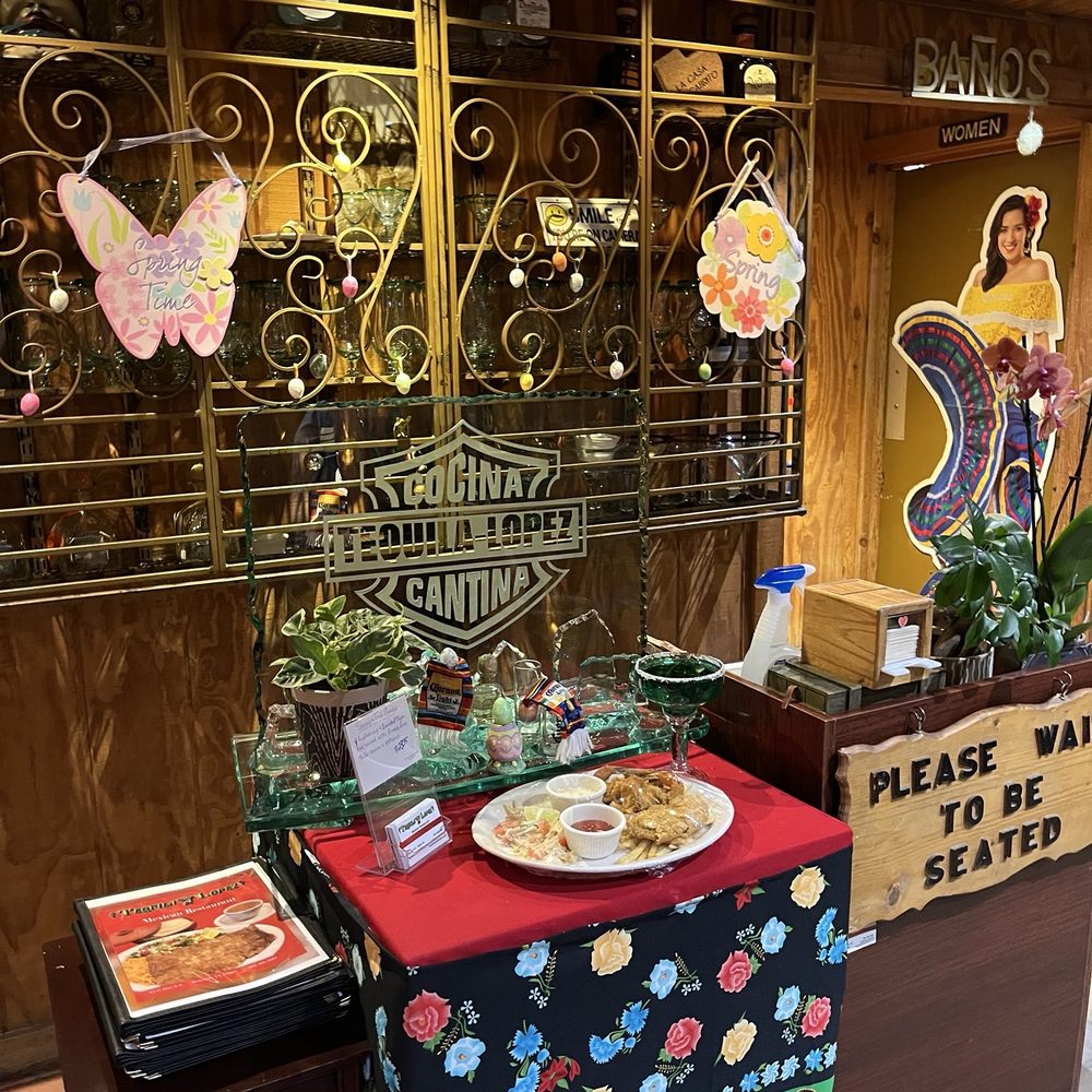 Tequila Lopez Mexican Restaurant - Hostess Desk - Mexican Near Me - Houston, Texas Tequila Lopez Mexican Restaurant - Hostess Desk - Mexican Near Me - Houston, Texas