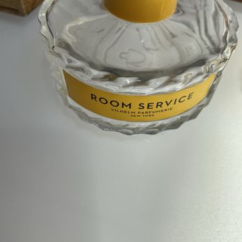 Scent Bar Hollywood - Cosmetics & Beauty Supply Near Me - Los Angeles, California