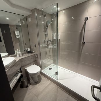 Leeds Marriott Hotel - Hotels Near Me - Leeds, LDS