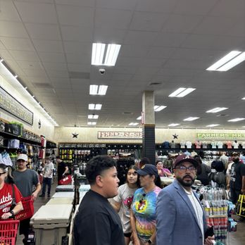 Buc-ee’s - Gas Stations Near Me - Goodyear, Arizona