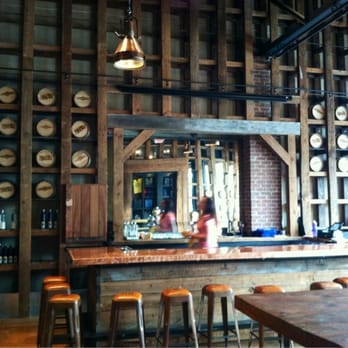 Charleston Distilling - Tasting bar - Distilleries Near Me - Johns Island, South Carolina