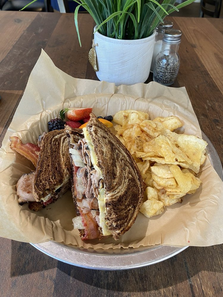 Grazed And Confused Logo