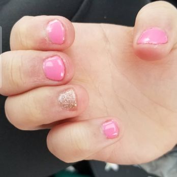 Luv Nails - Kids mani - Nail Salons Near Me - Wadsworth, Ohio