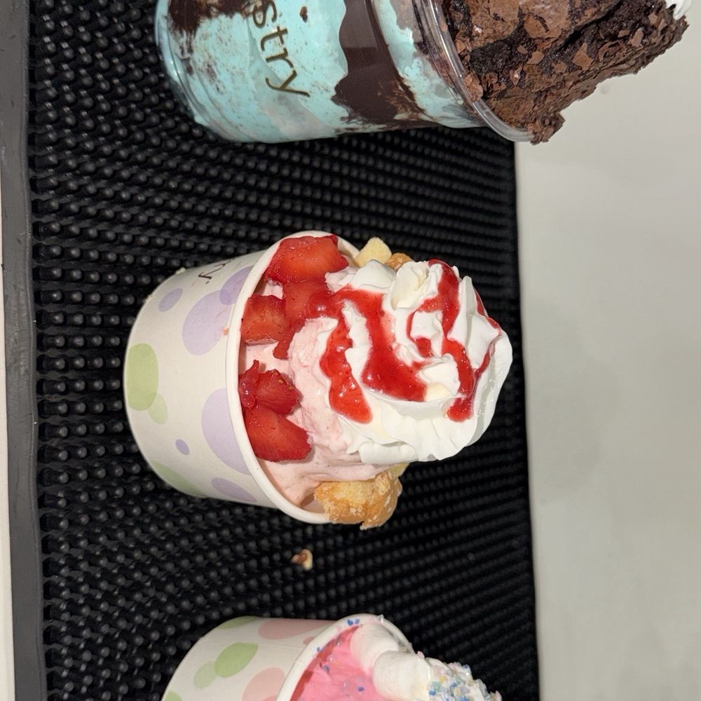 Creamistry - Cookie Monster Strawberry shortcake Unicorn - Ice Cream & Frozen Yogurt Near Me - Dallas, Texas Creamistry - Cookie Monster Strawberry shortcake Unicorn - Ice Cream & Frozen Yogurt Near Me - Dallas, Texas