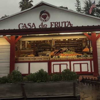 Casa de Fruta - Fruits & Veggies Near Me - Hollister, California