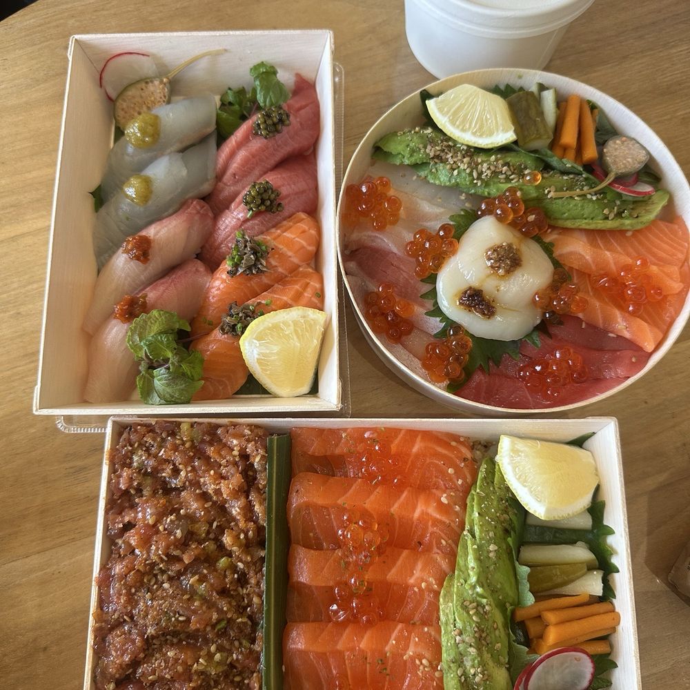 Choo Sando Omakase - ichiban sushi box (top left), sakura don (top right), spicy tuna and sake don (bottom) - Sandwiches Near Me - Austin, Texas Choo Sando Omakase - ichiban sushi box (top left), sakura don (top right), spicy tuna and sake don (bottom) - Sandwiches Near Me - Austin, Texas