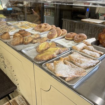 Buon Pane Italiano Bakery - Pastries - Bakeries Near Me - Miami Beach, Florida Buon Pane Italiano Bakery - Pastries - Bakeries Near Me - Miami Beach, Florida