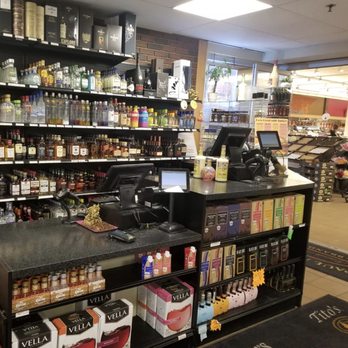 Liquor Aisle - Counter - Beer, Wine & Spirits Near Me - Boston, Massachusetts Liquor Aisle - Counter - Beer, Wine & Spirits Near Me - Boston, Massachusetts