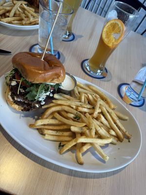 Blue Moon Brewery & Grill by null