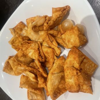 Koh Lipe - Deep fried Wonton with sweet and sour sauce - Thai Near Me - Scarborough, Ontario