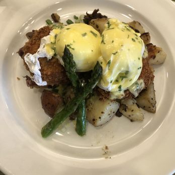 Bella's Cafe - Crab and cod cakes with eggs Benedict and lemon asparagus - Breakfast & Brunch Near Me - New Haven, Connecticut