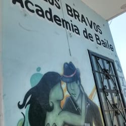 Academia de baile Los Bravos - Los Bravos